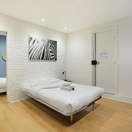 Charming Apartment Moulin Rouge 아파트 *
