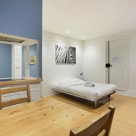 Charming Apartment Moulin Rouge 아파트